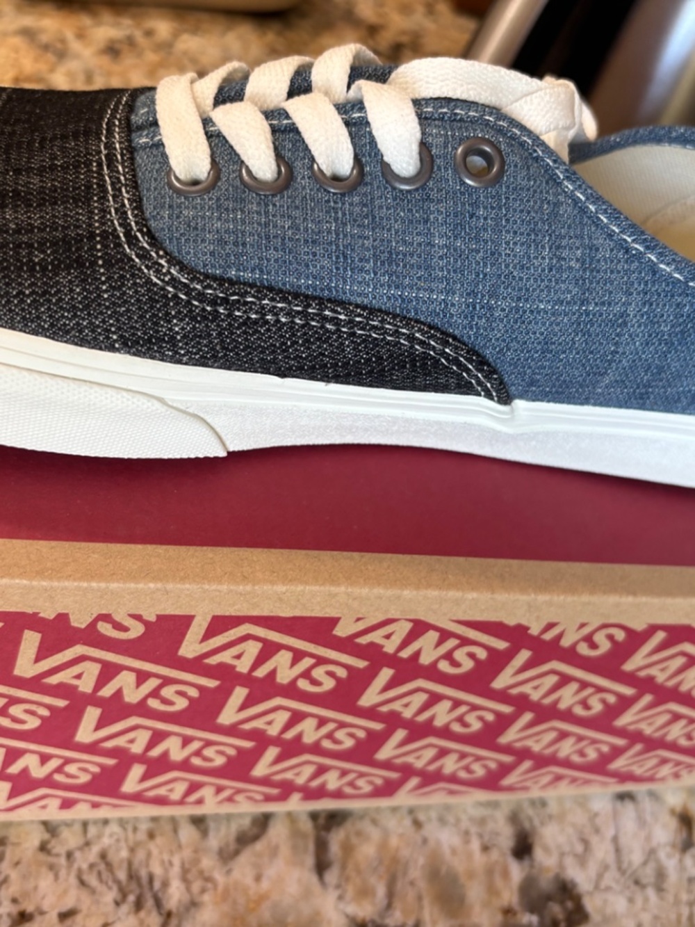 Vans - Picture 2 of 3